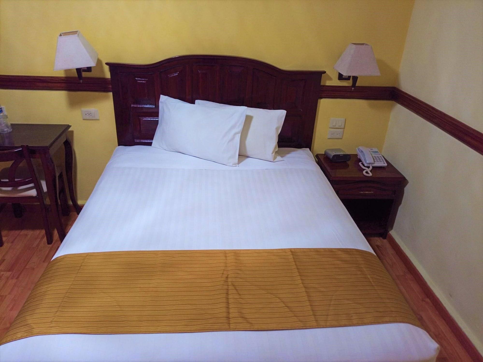 Hotel Madan Cardenas Luaran gambar