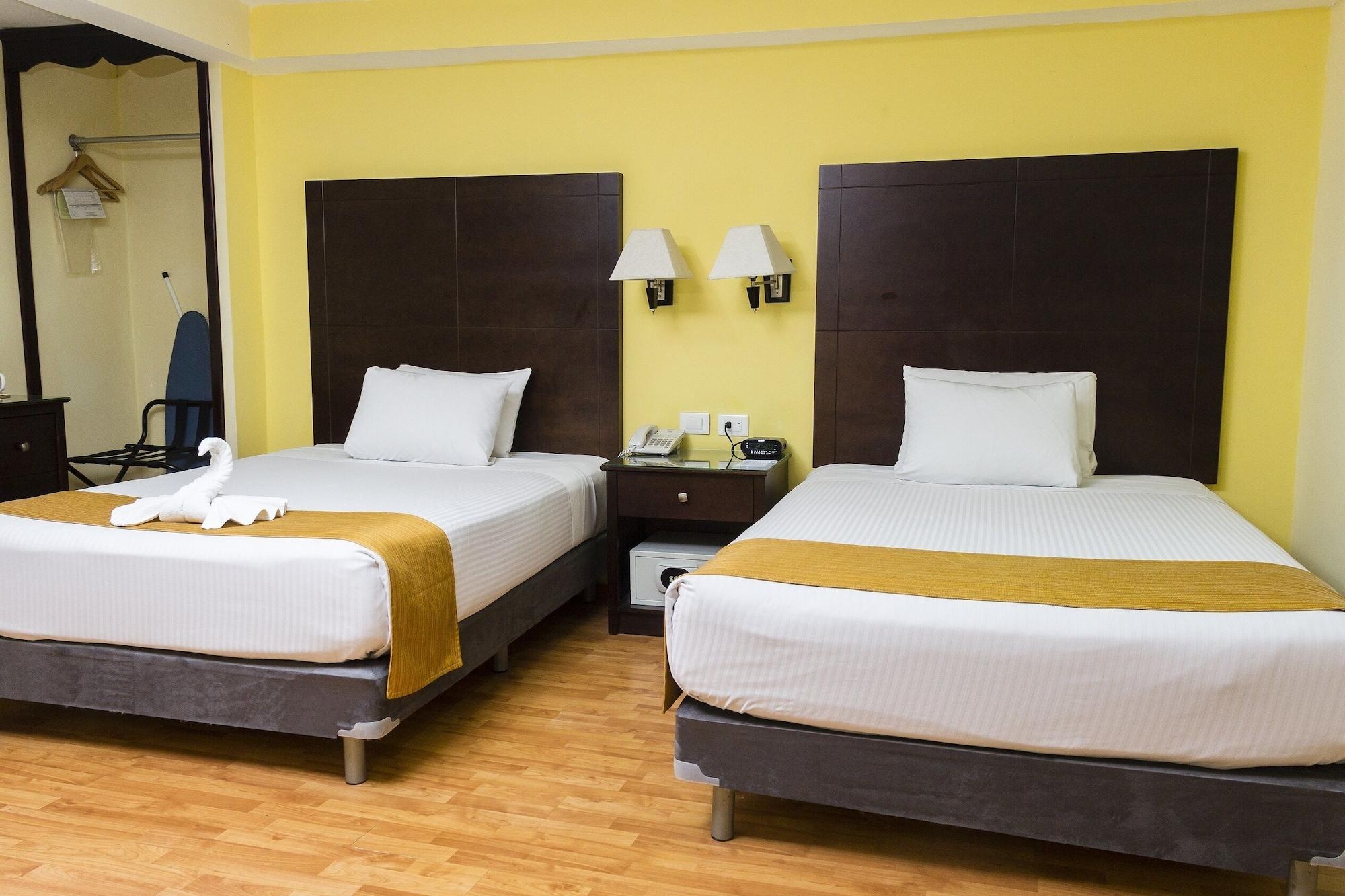 Hotel Madan Cardenas Luaran gambar