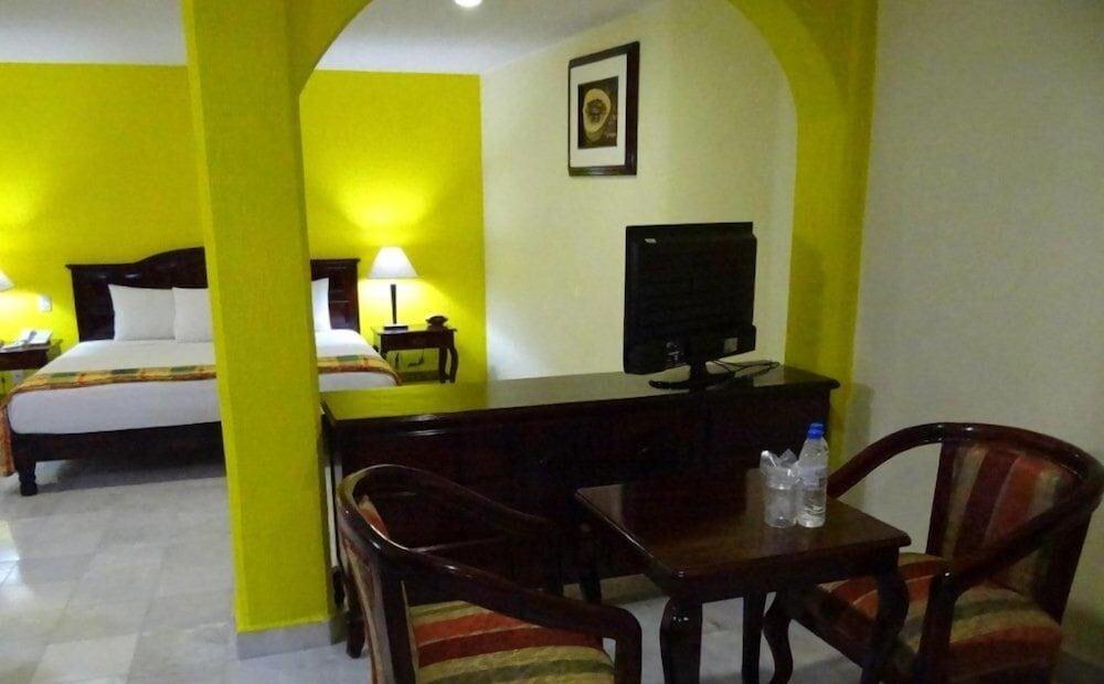 Hotel Madan Cardenas Luaran gambar