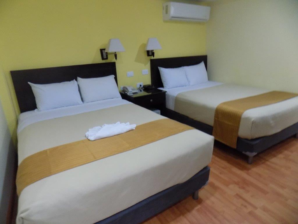 Hotel Madan Cardenas Luaran gambar