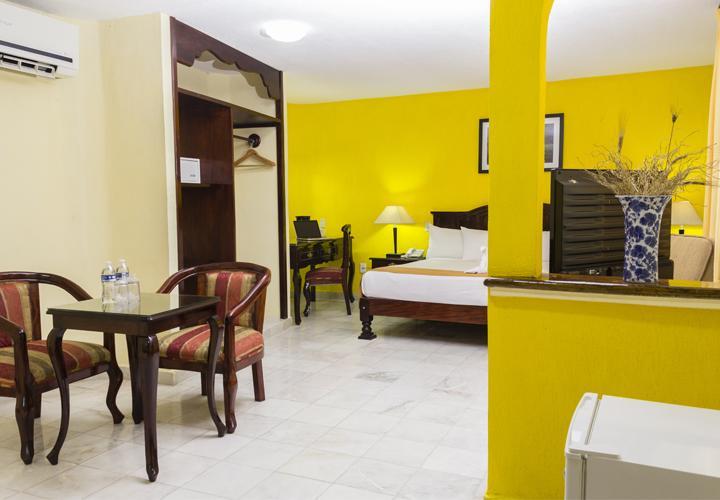 Hotel Madan Cardenas Luaran gambar